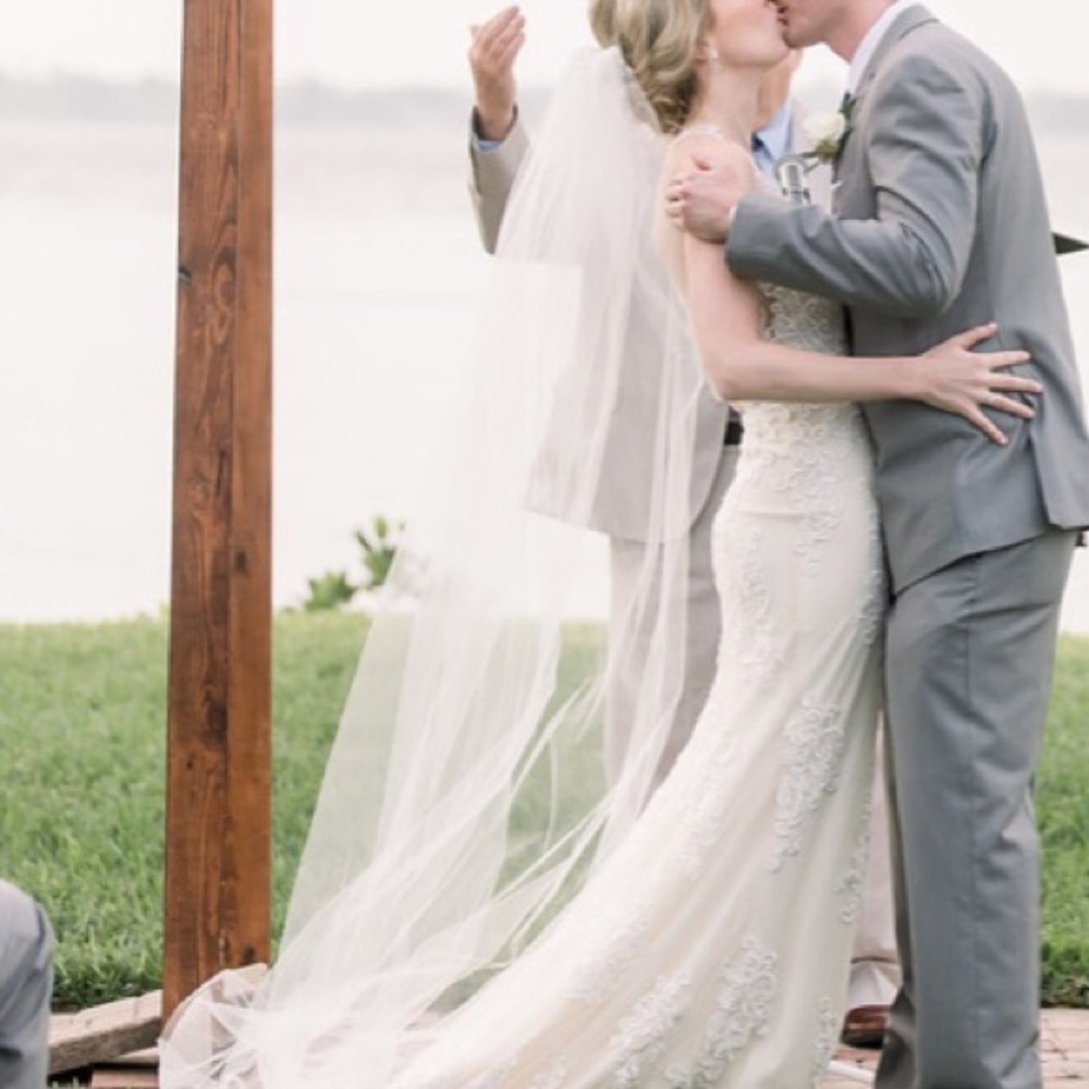 Light Ivory Wedding Veil- 80”